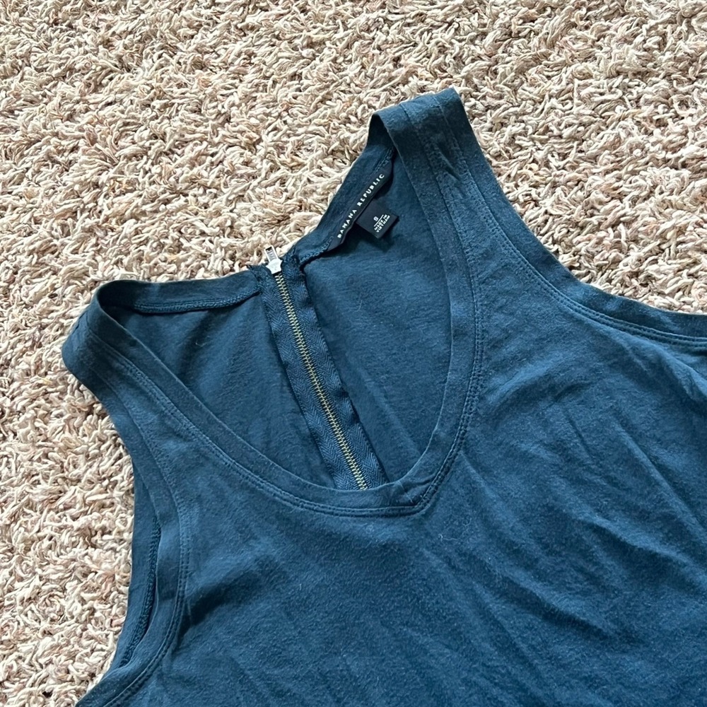 Banana‎ Republic Womens Teal Blue V-Neck Tank Top Sleeveless Back Zipper Size S